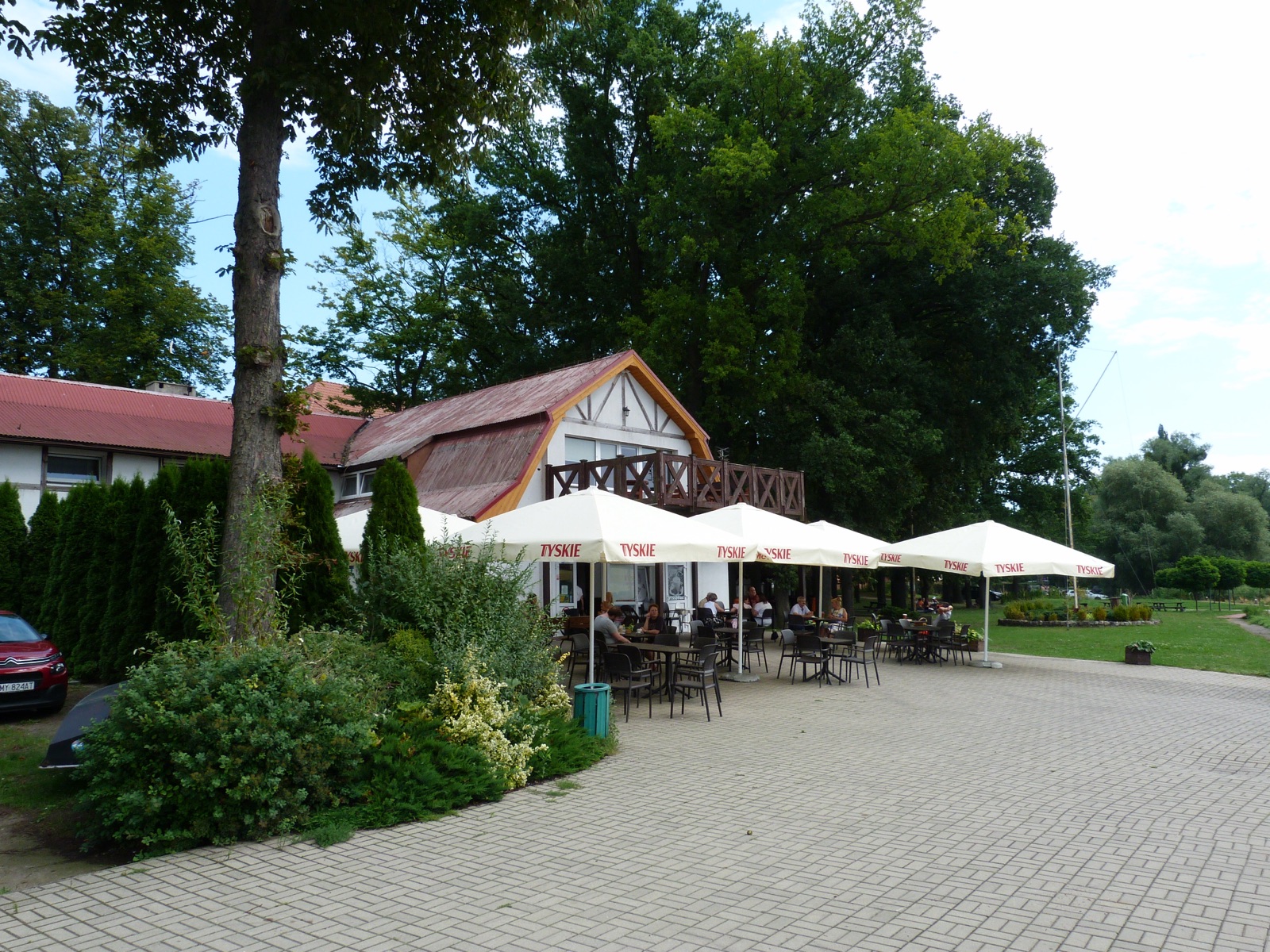 Restaurant at the marina in Myślibórz on Lake Soldin